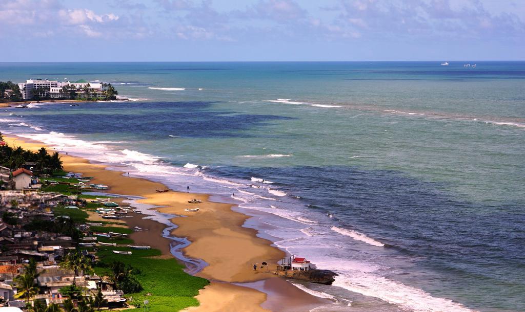 The Penthouse Above Sea Apartment Dehiwala-Mount Lavinia Luaran gambar