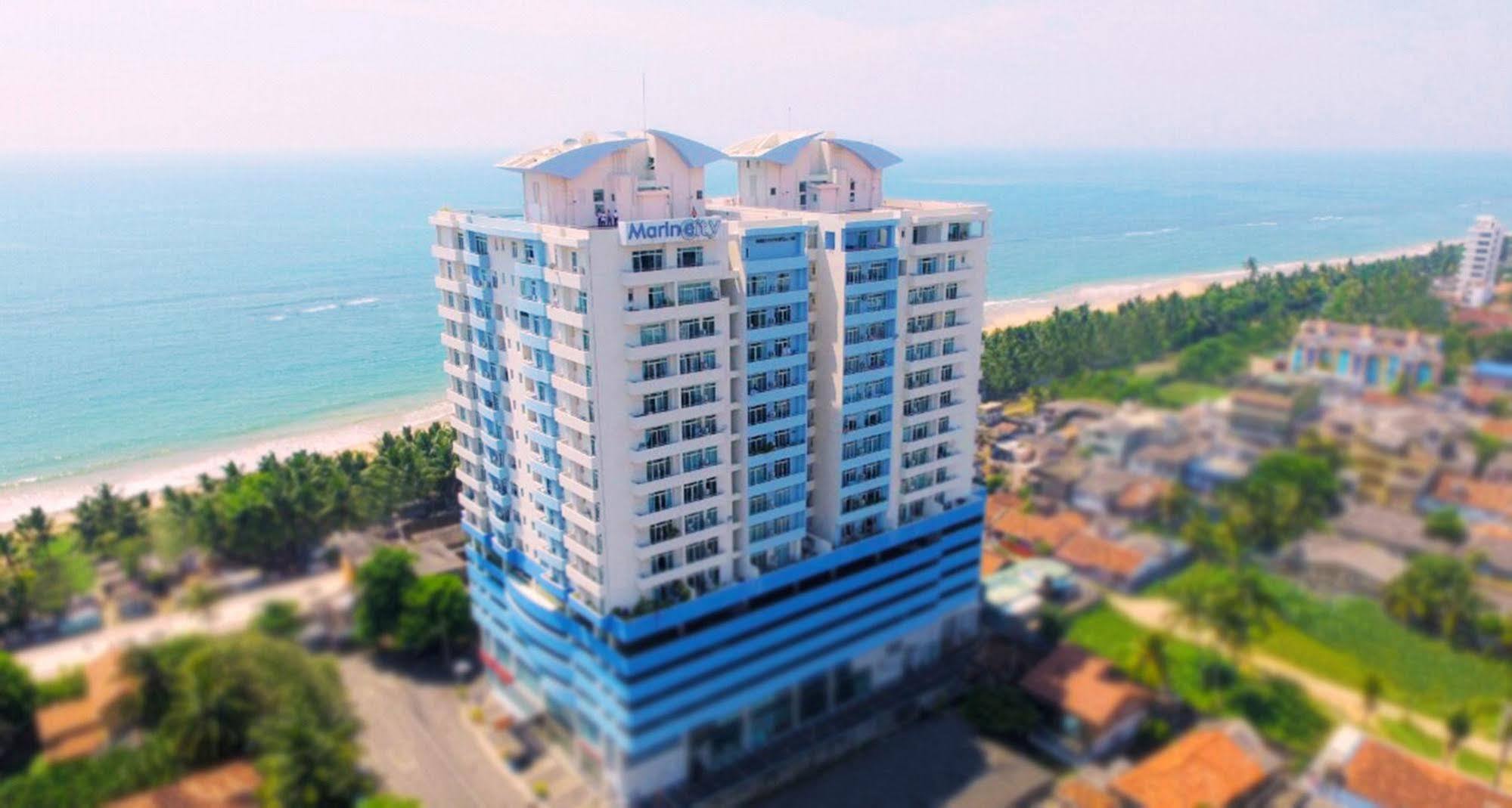 The Penthouse Above Sea Apartment Dehiwala-Mount Lavinia Luaran gambar